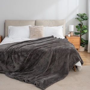 Extra fluffy blanket